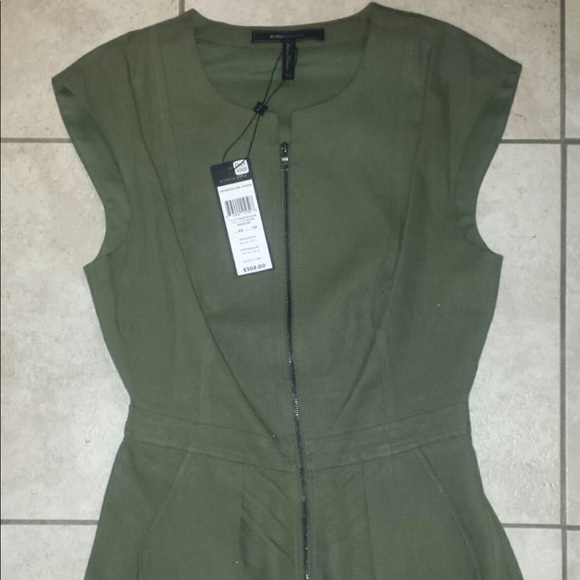 BCBG Summer Romper Short/Sleeveless - Picture 4 of 5